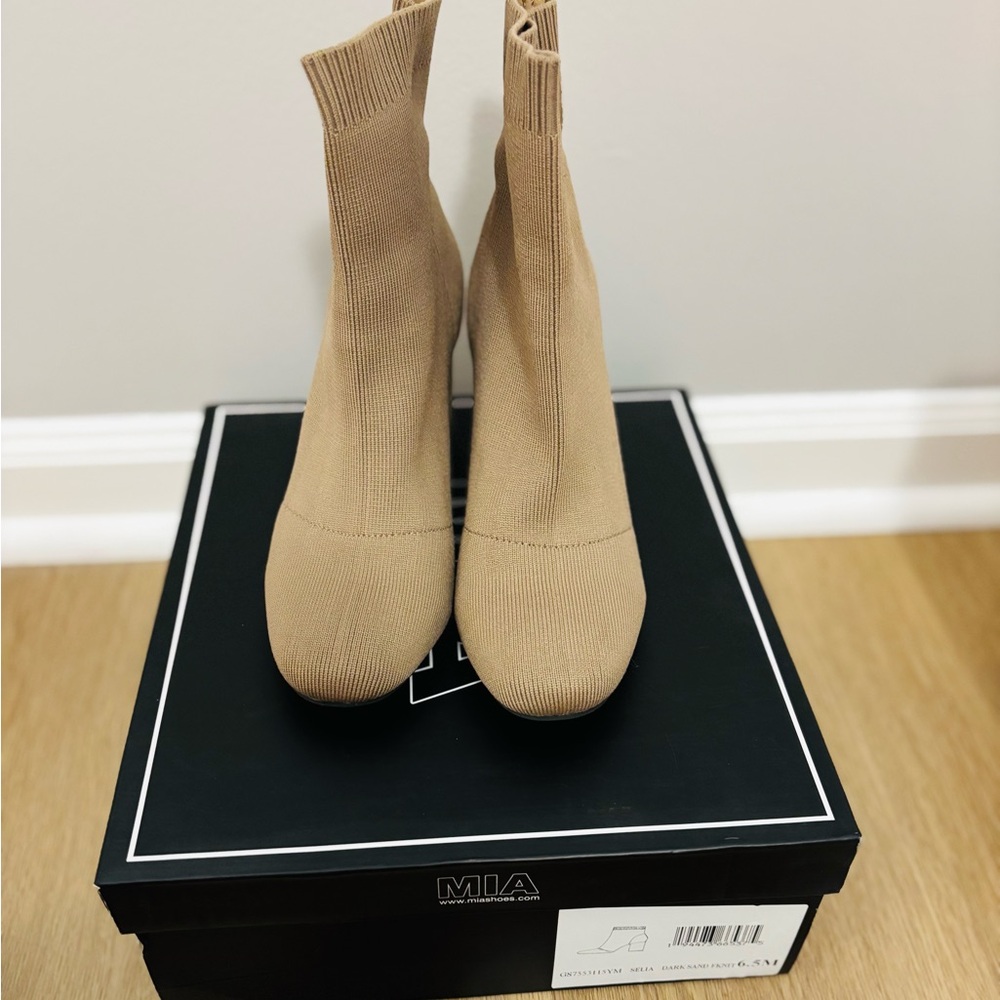 MIA Women's Tan Ankle Boots